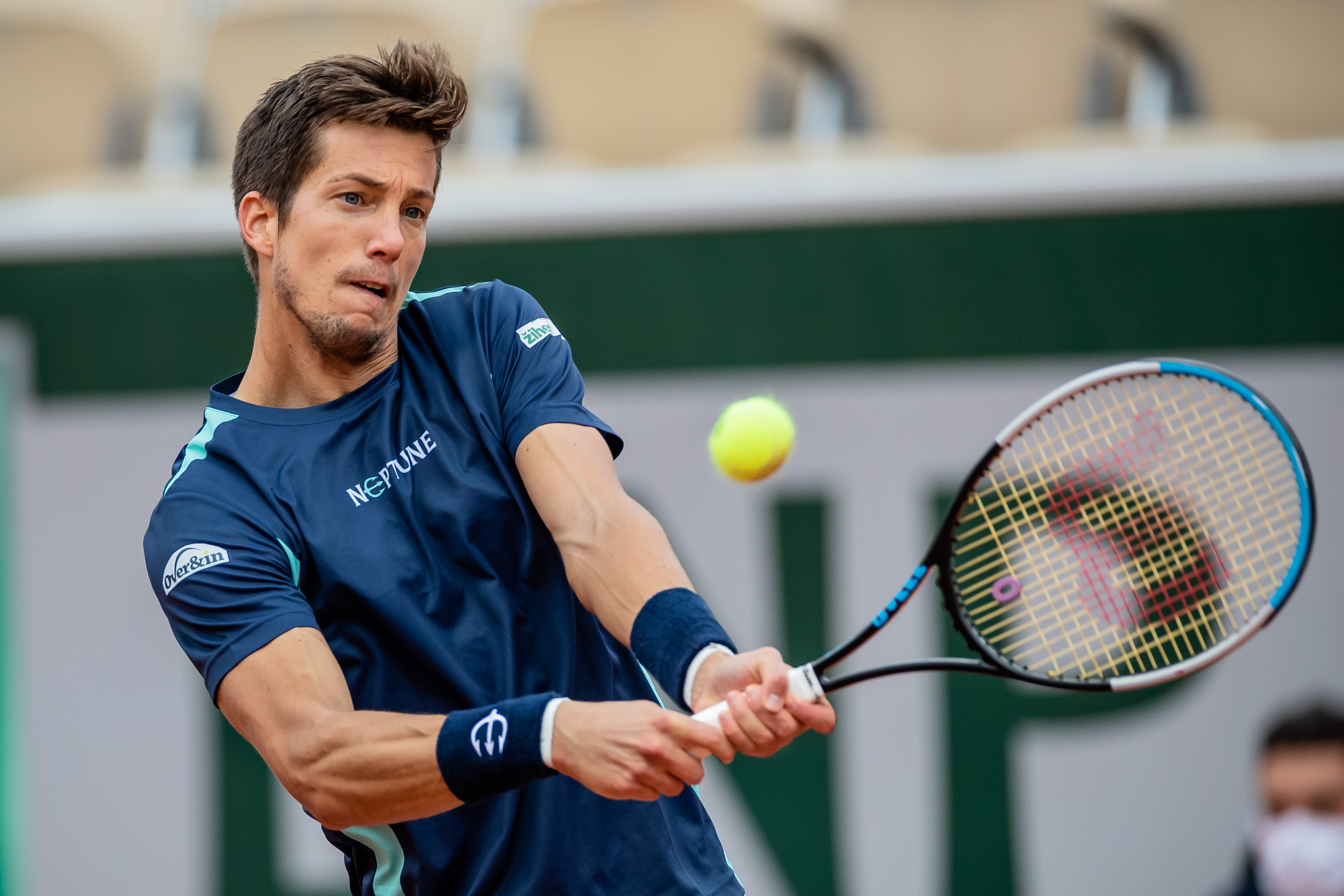 英国网球队碾压欧洲网球队，西西帕斯关键制胜的简单介绍