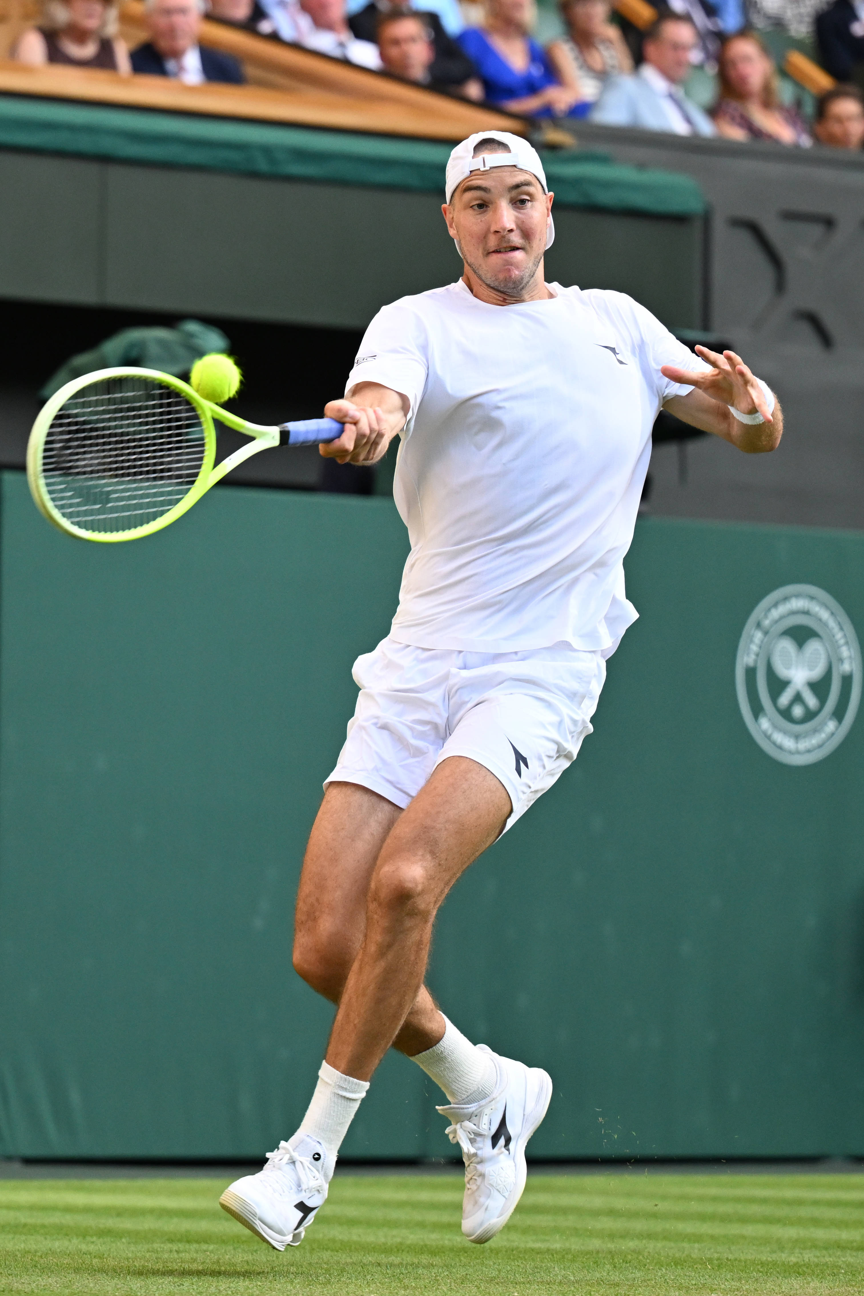 澳大利亚网球队轻取欧洲网球队，阿尔卡拉斯高光表现的简单介绍