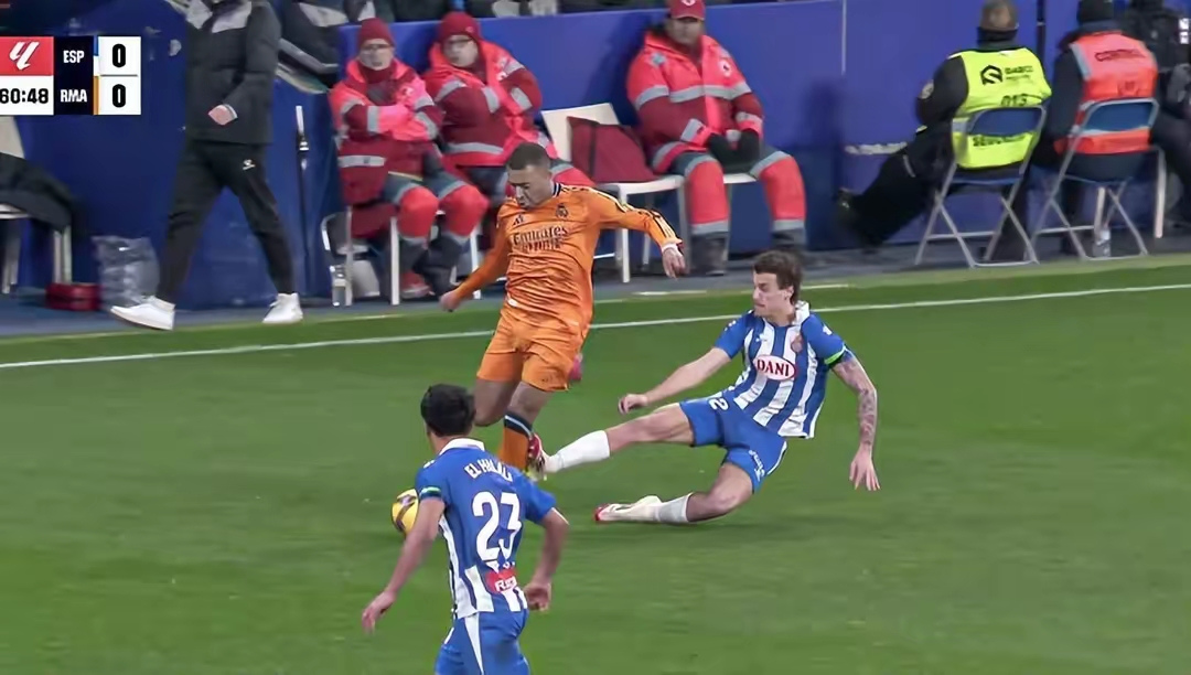 包含西班牙绝杀日本，罗本统治全场的词条