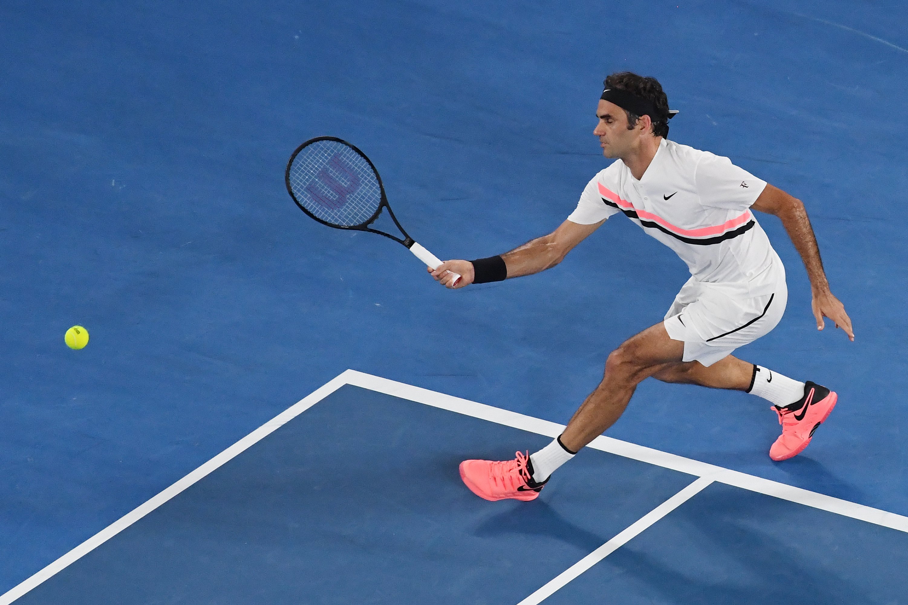 世界网球队横扫欧洲网球队，费德勒绝境逆转的简单介绍