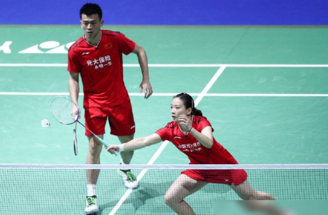 韩国队绝杀马来西亚队,黄鸭组合点燃赛场的简单介绍 韩国队绝杀马来西亚队,黄鸭组合点燃赛场的简单介绍