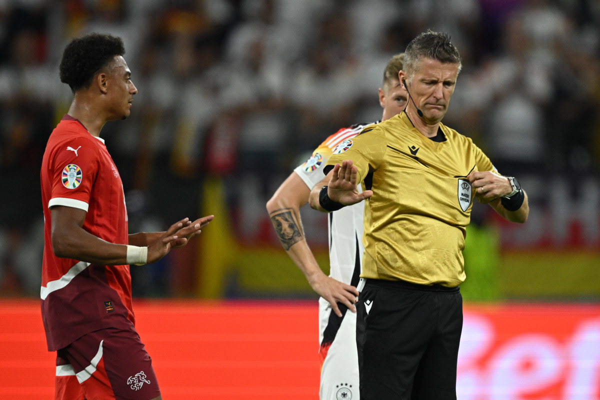 开云体育平台APP-欧洲豪强的强势挑战，球队斗志昂扬