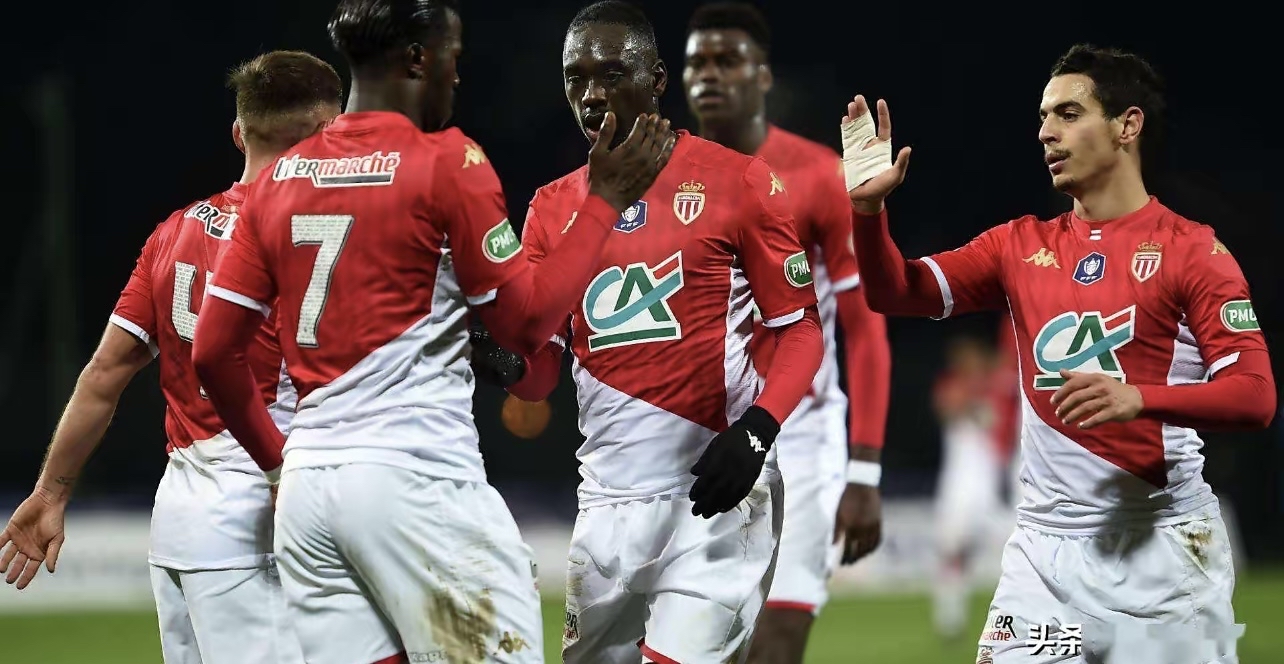 马赛豪胜里昂队，晋级到半决赛