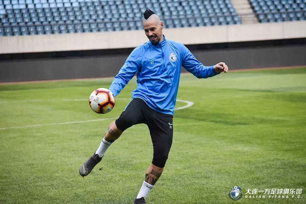 汉堡取得关键胜利，保级希望大增的简单介绍