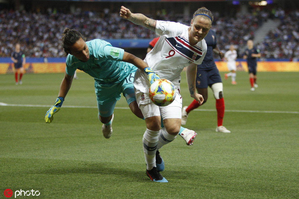 法国羽毛球队力克泰国羽毛球队，谌龙三分雨点燃全场的简单介绍