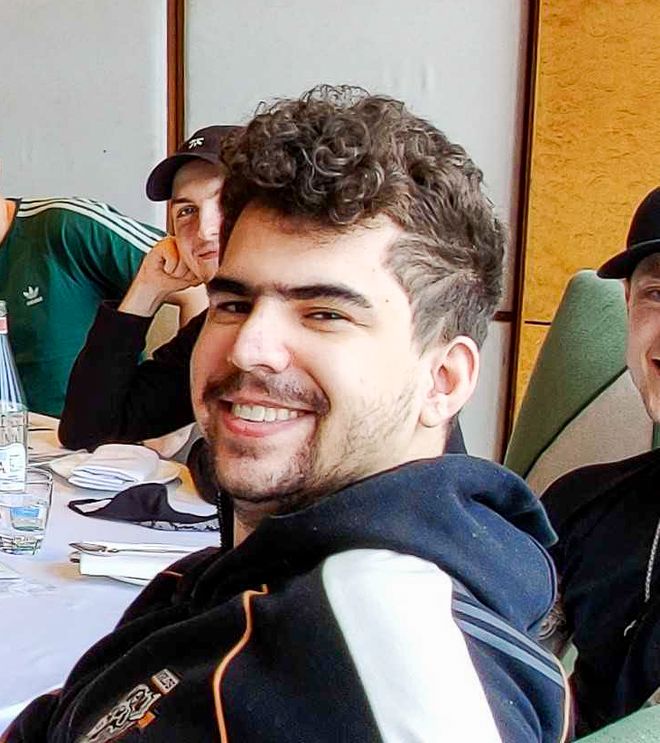 包含FNC爆冷TSM，Selfmade送出助攻的词条