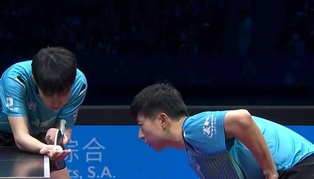 奥地利队碾压法国队，许昕带队取胜