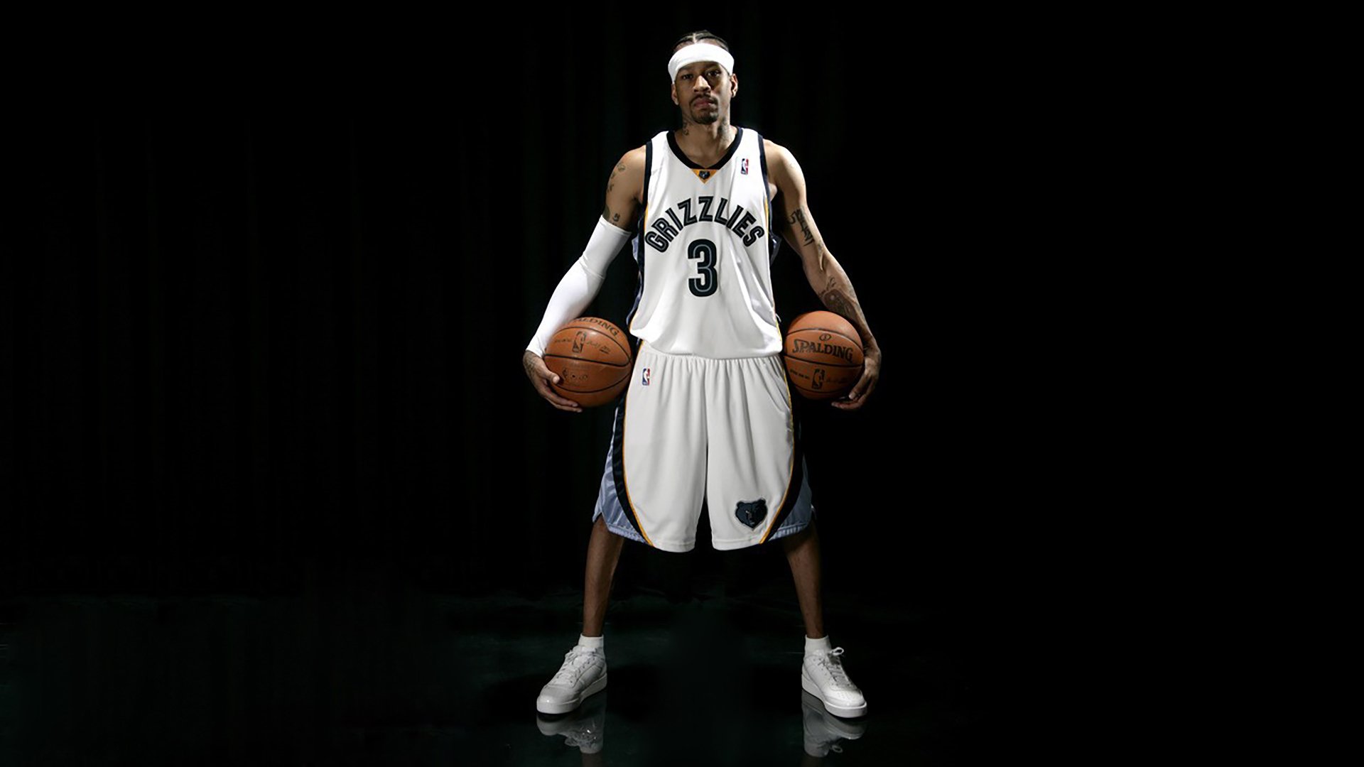 决胜时刻的跨洋回响，新疆队带走活塞，库里化身关键先生